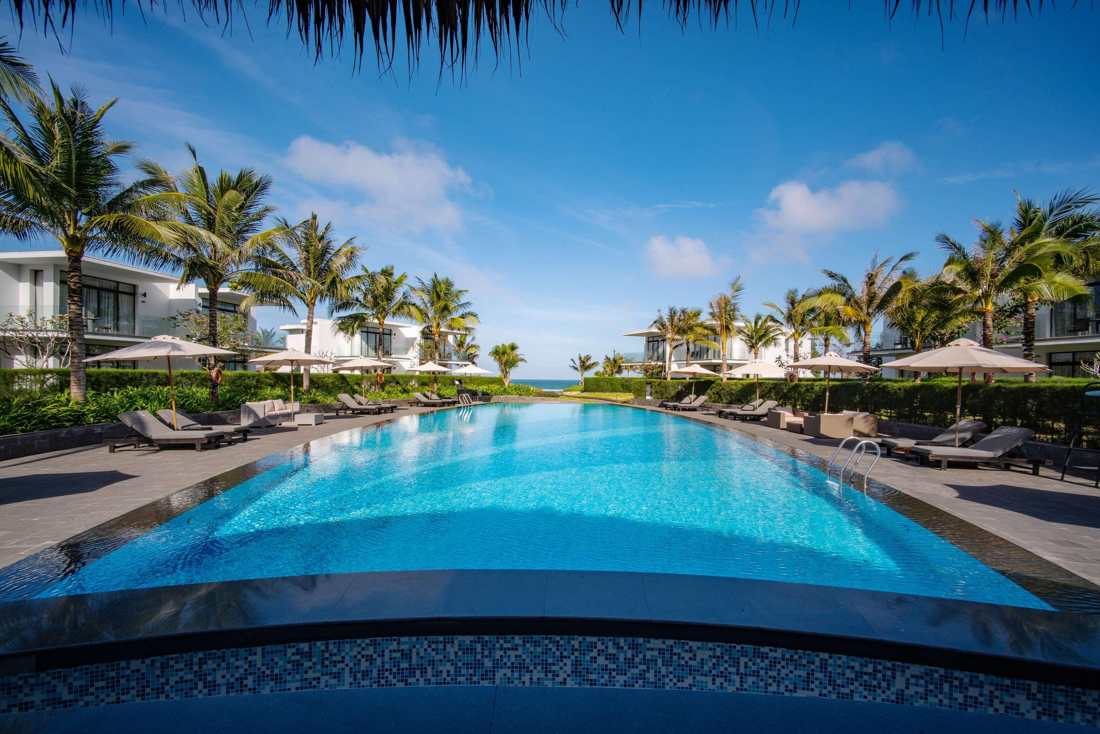 Melia Danang Beach Resort Extérieur photo
