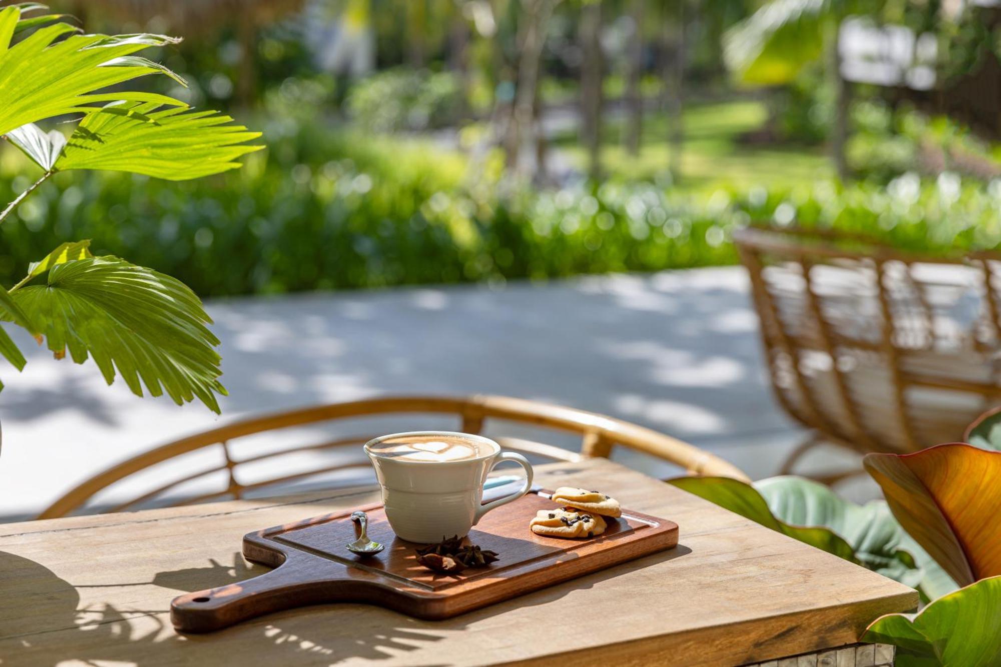 Melia Danang Beach Resort Extérieur photo